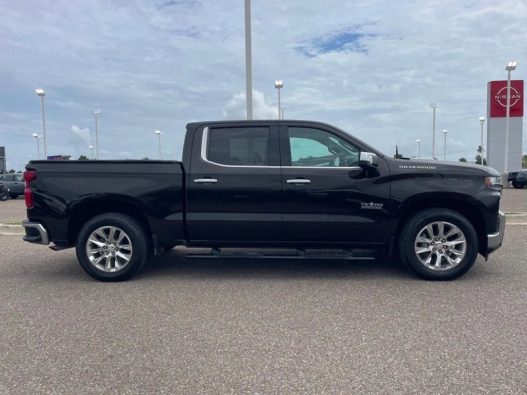Used 2019 Brown Chevrolet LTZ image 4