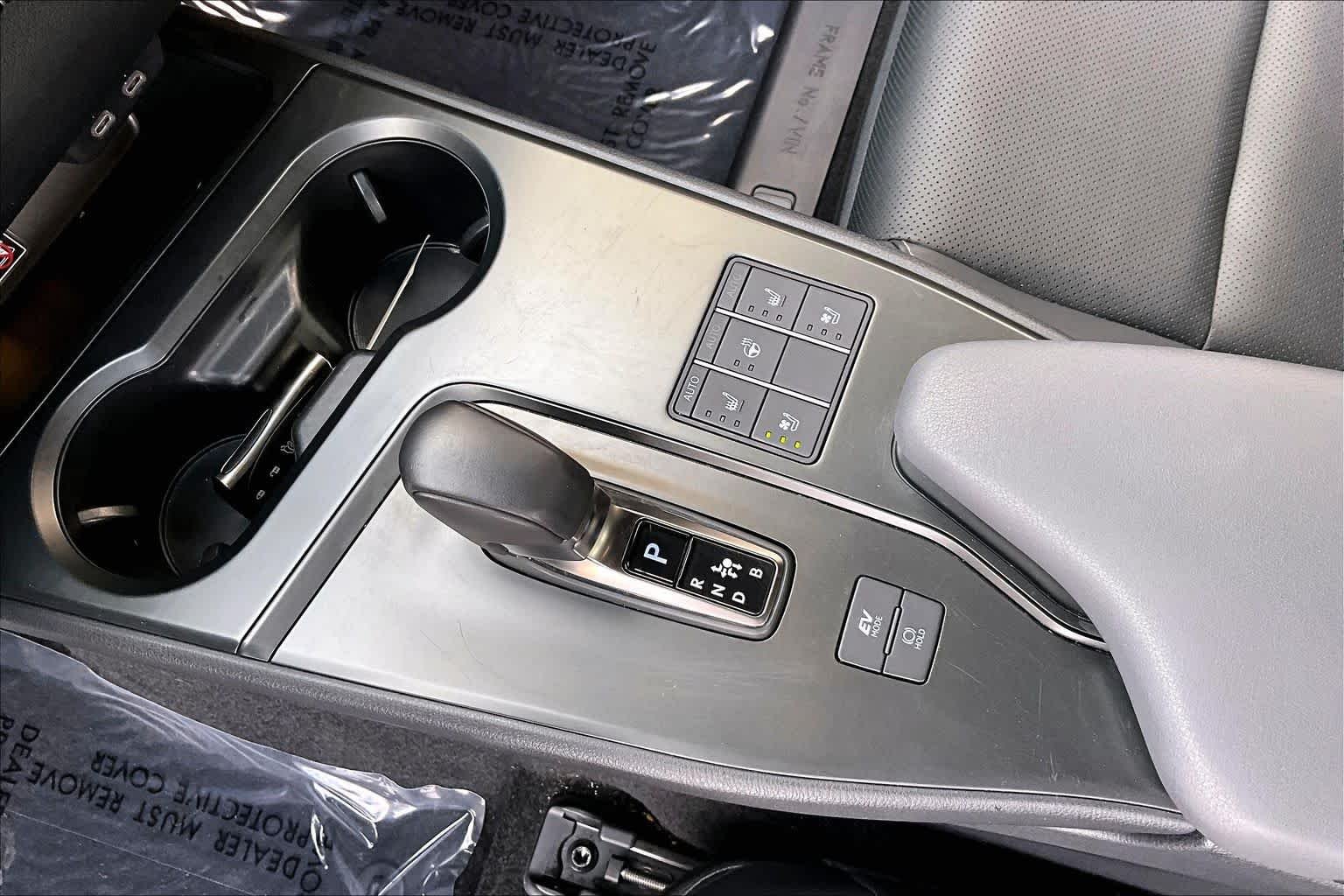 Used 2025 Iridium Lexus Premium image 13