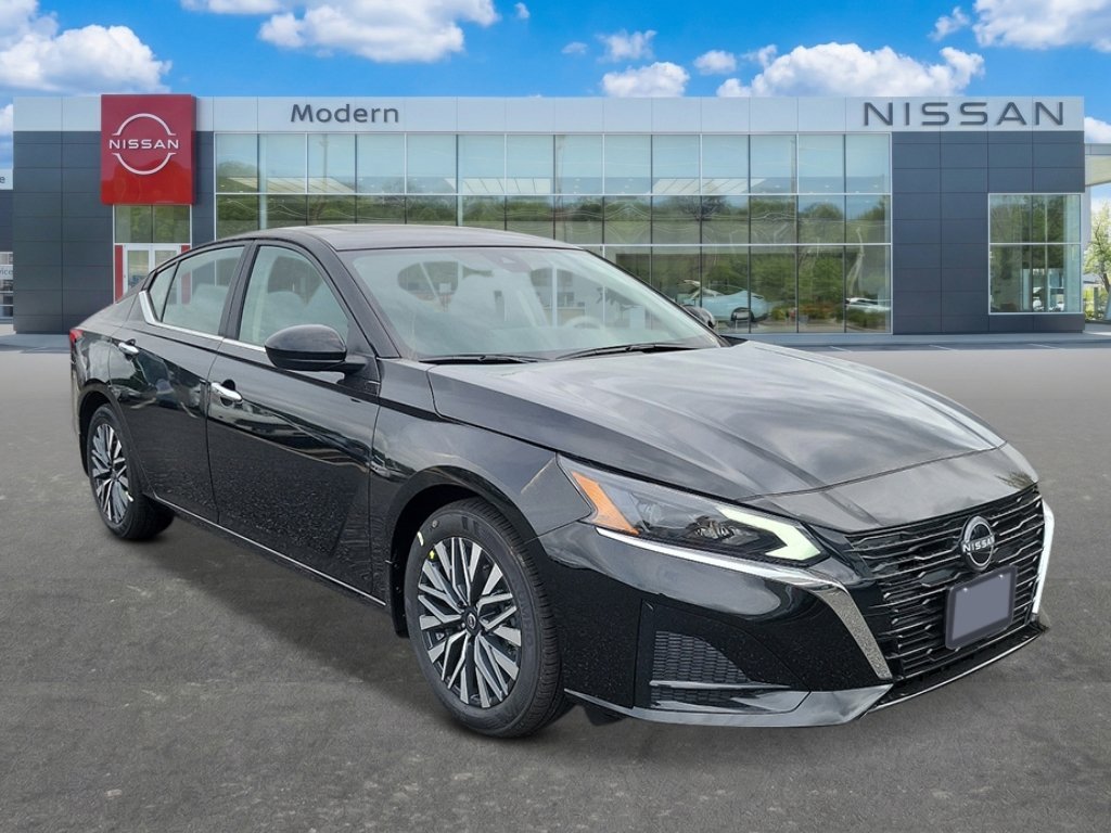 New 2026 Super Black Nissan SV image 4