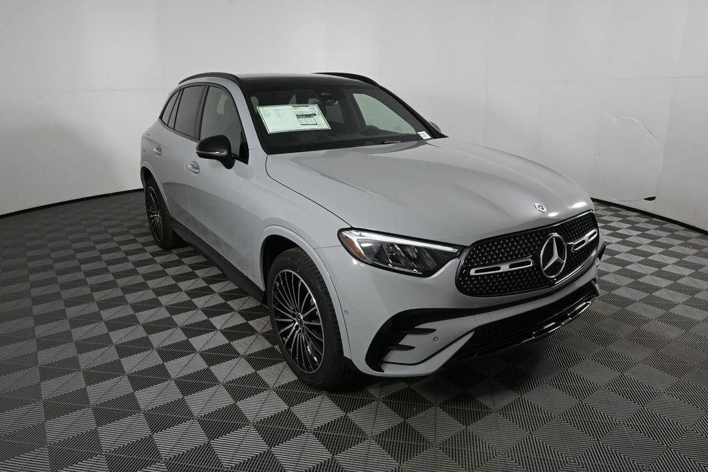 New 2026 MANUFAKTUR Alpine Grey Mercedes-Benz GLC 300 image 25