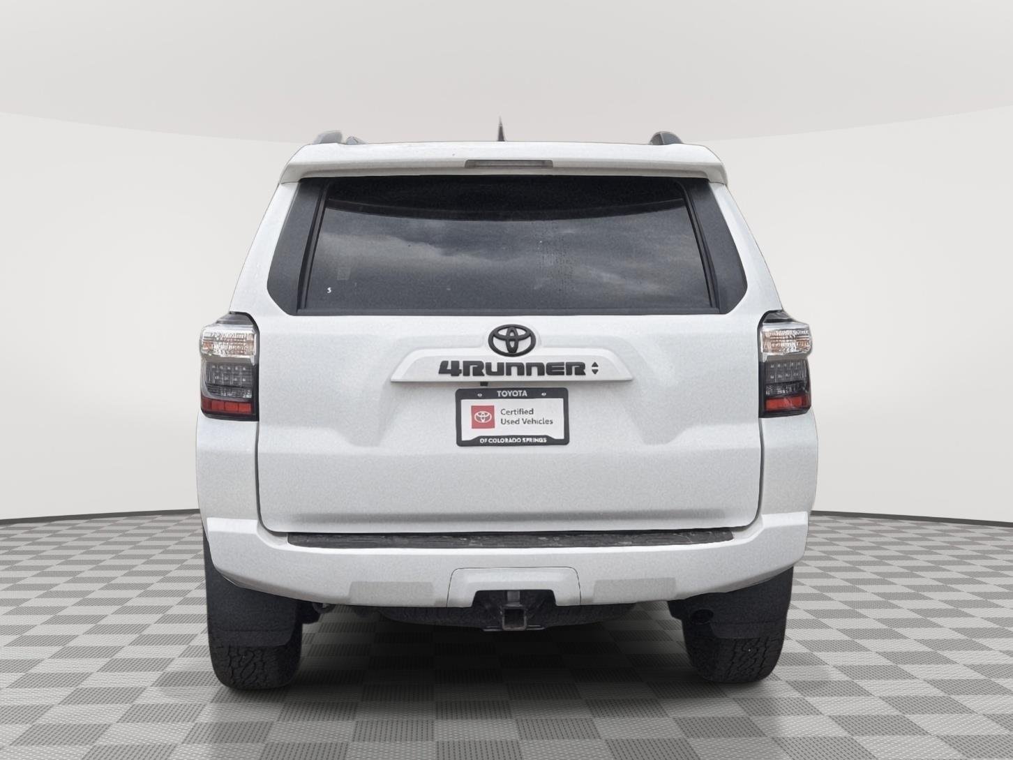 Certified Used 2023 Ice Cap Toyota SR5 image 10