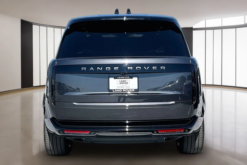 New 2026 Gray Land Rover SE image 4