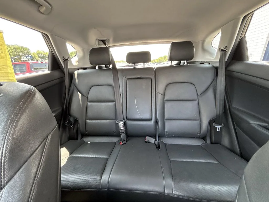 Used 2021 Black Hyundai Limited image 24