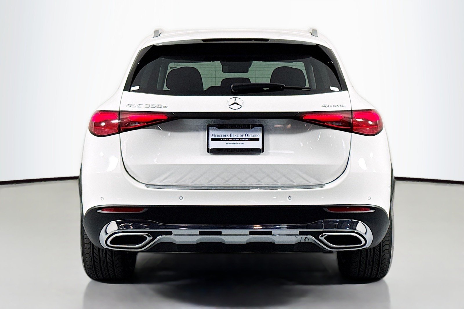 Certified Used 2025 Polar White Mercedes-Benz GLC 350e image 3