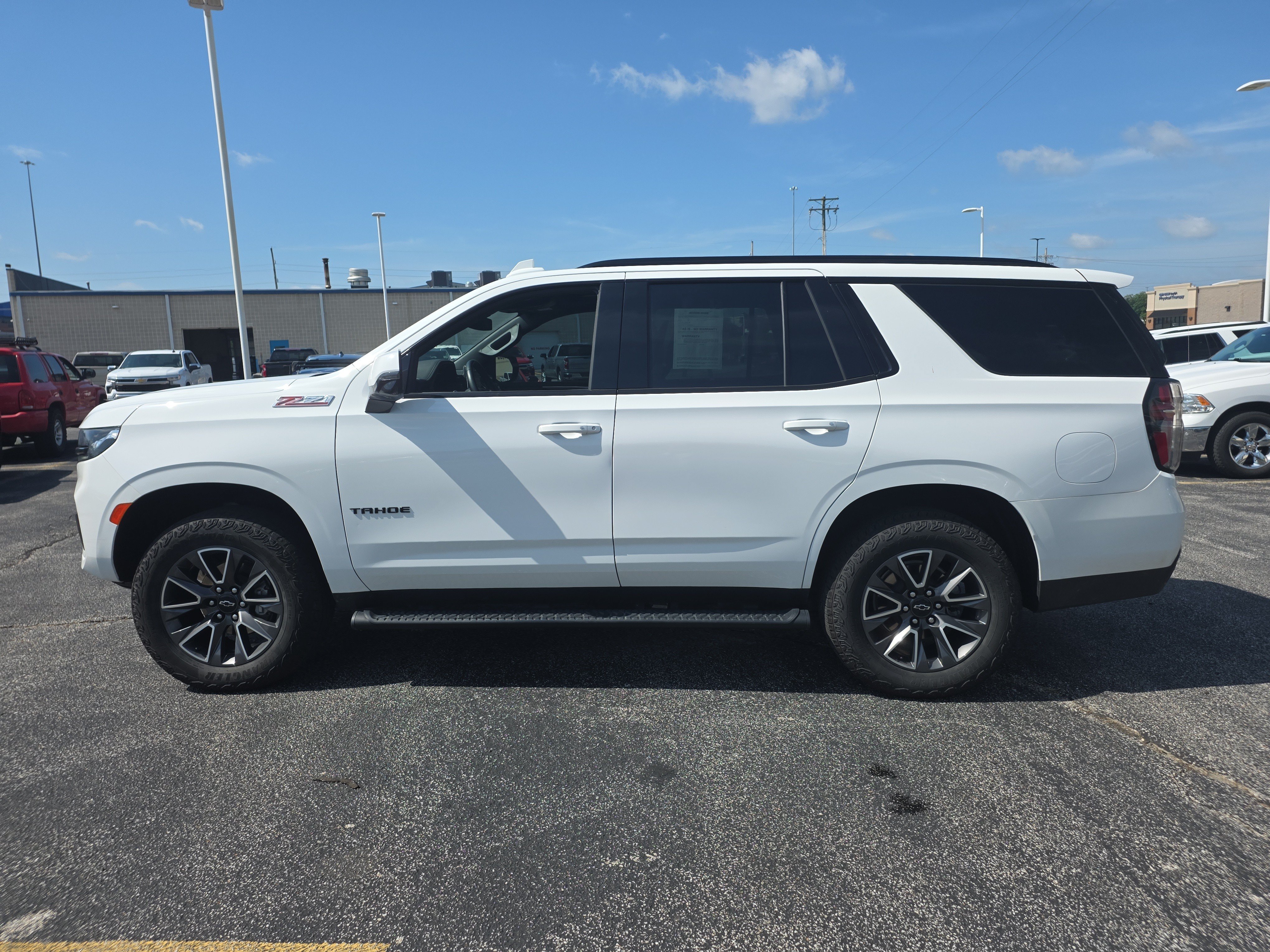 Used 2024 Summit White Chevrolet Z71 image 7