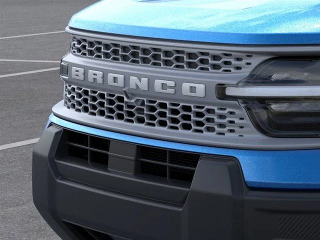 New 2025 Velocity Blue Metallic Ford Outer Banks image 17