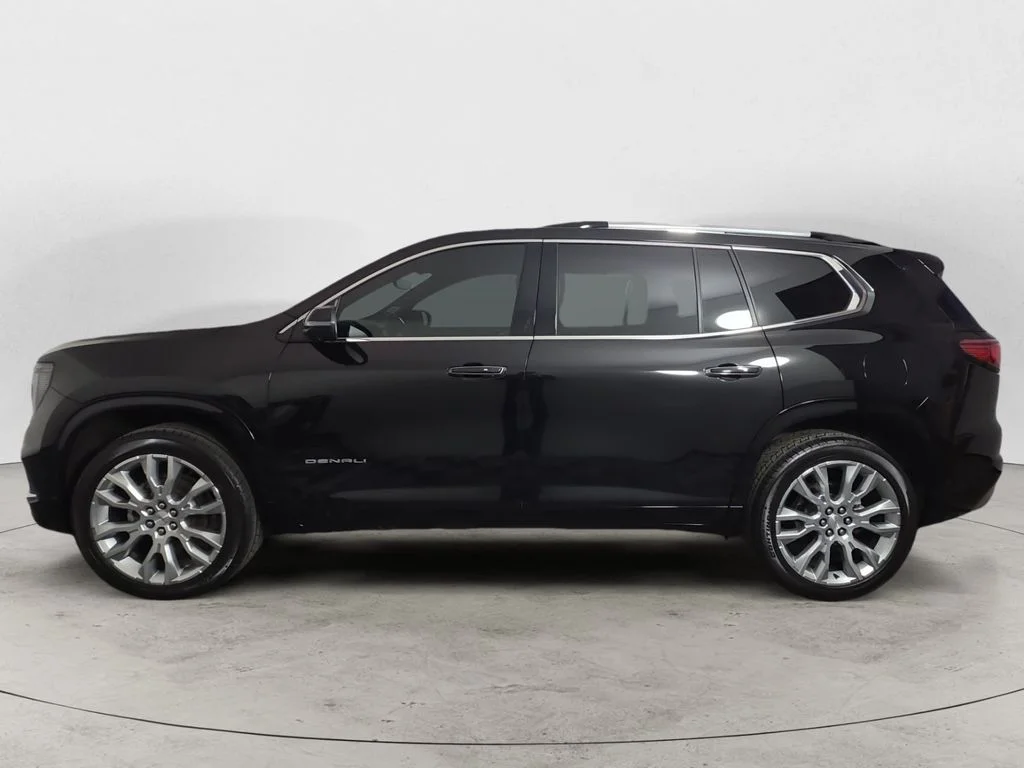 Used 2024 Black GMC Denali image 8