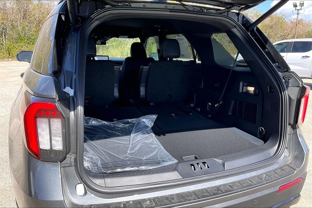 New 2026 Ford Explorer ST-Line 4D Sport Utility