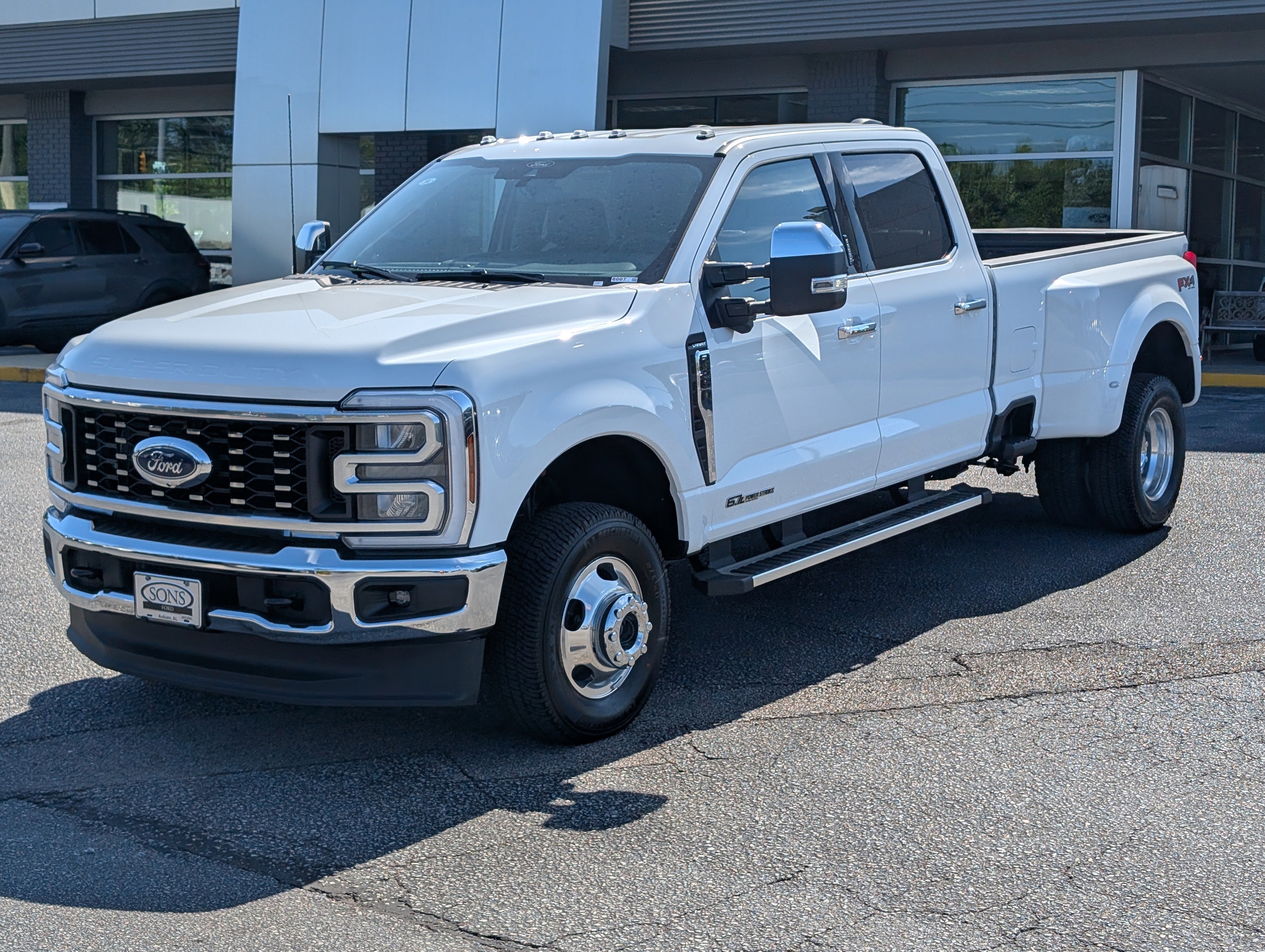 New 2026 Oxford White FORD F-350® Lariat® image 2
