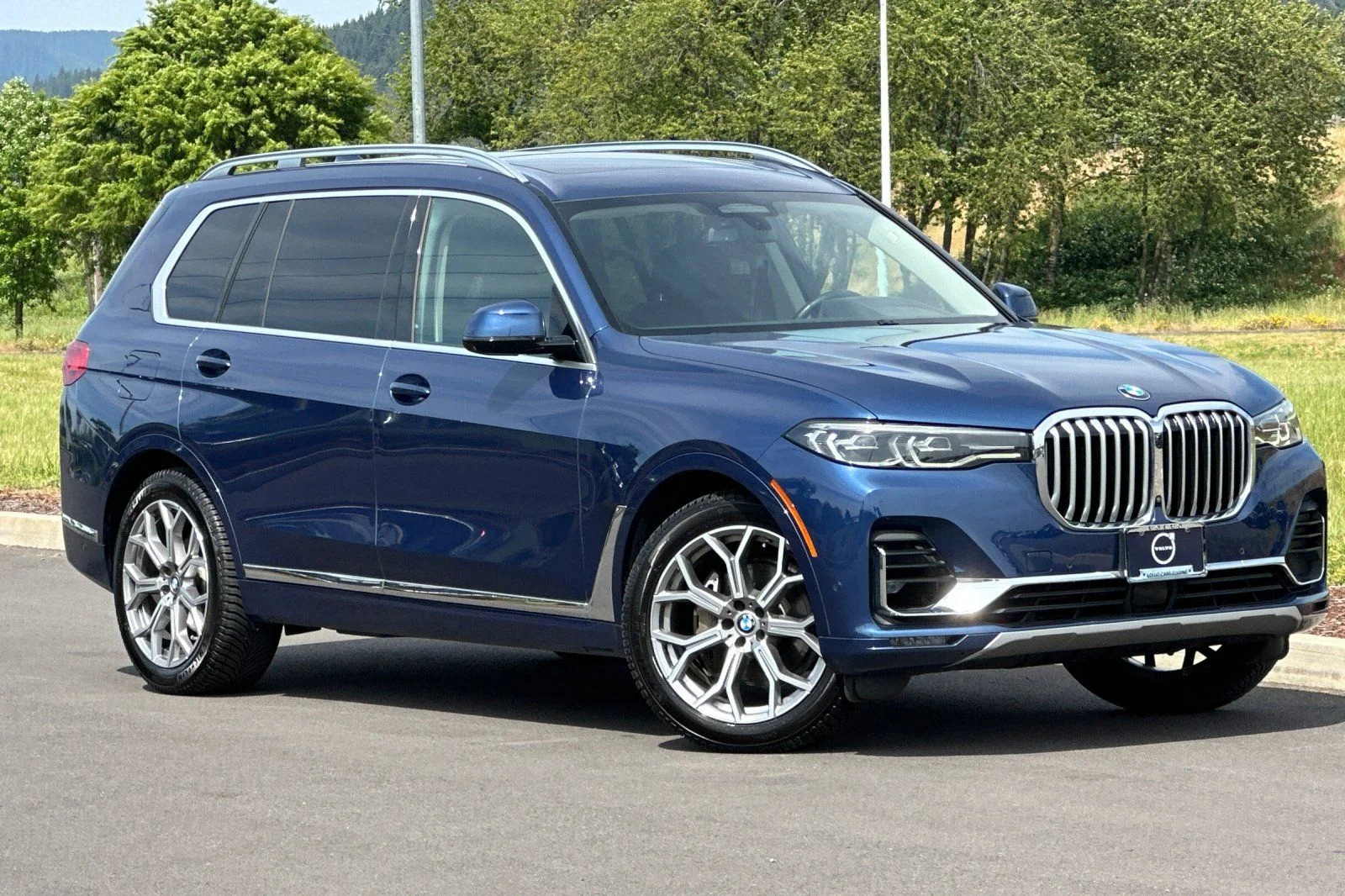2020 BMW X7 xDrive40i's photo