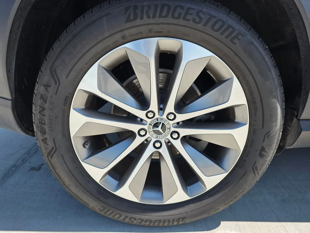 Used 2020 Gray Mercedes-Benz GLE 350 image 8