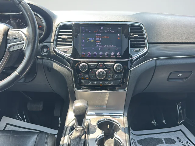 Used 2020 Gray Jeep Limited image 20
