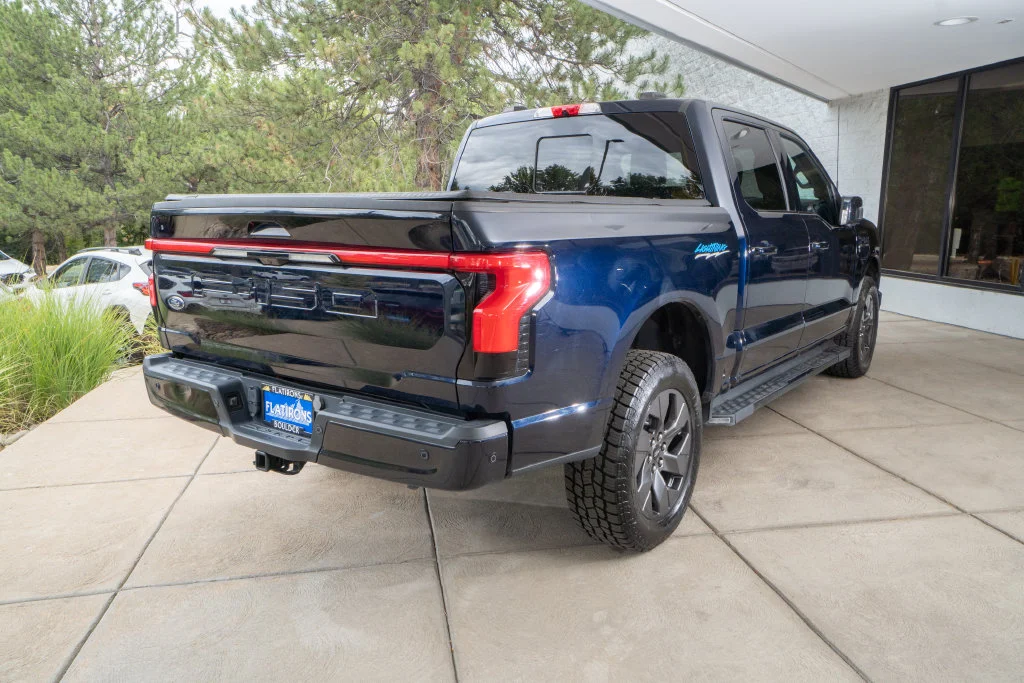 Used 2023 Blue Ford Lariat image 6