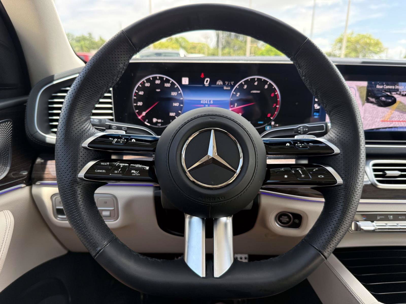 Certified Used 2026 Gray Metallic Mercedes-Benz 450 image 32
