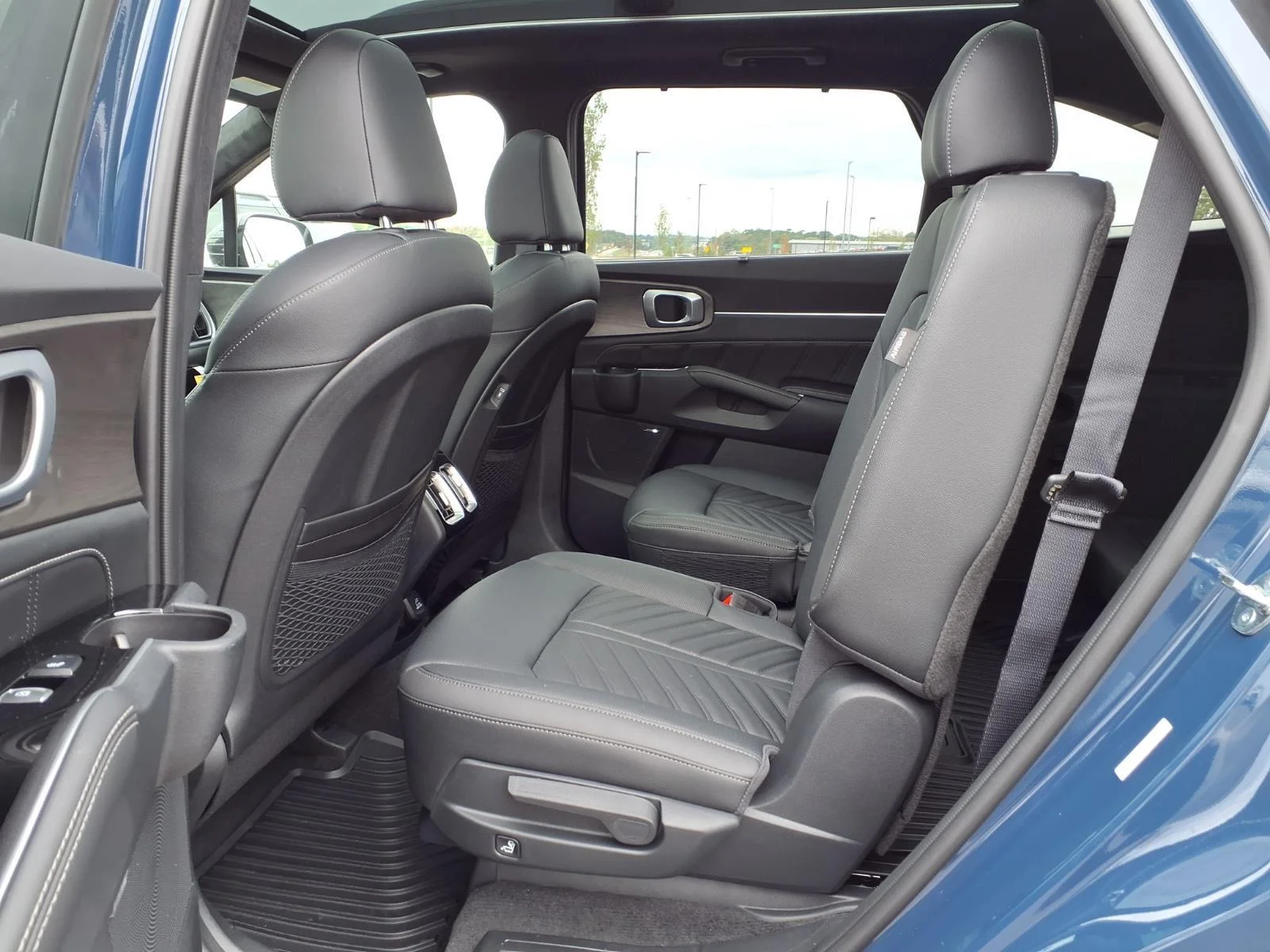 New 2026 Midnight Lake Blue Kia X-Line SX Prestige AWD image 16