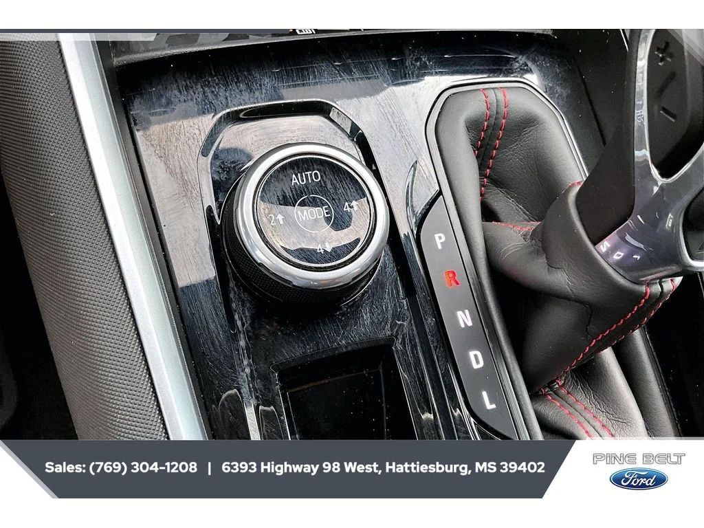 Used 2024 Summit White Chevrolet 4WD Z71 image 23