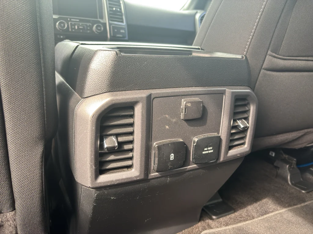 Used 2018 Lightning Blue Ford XLT image 12