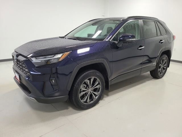 2023 Toyota RAV4 Limited - Photo 8