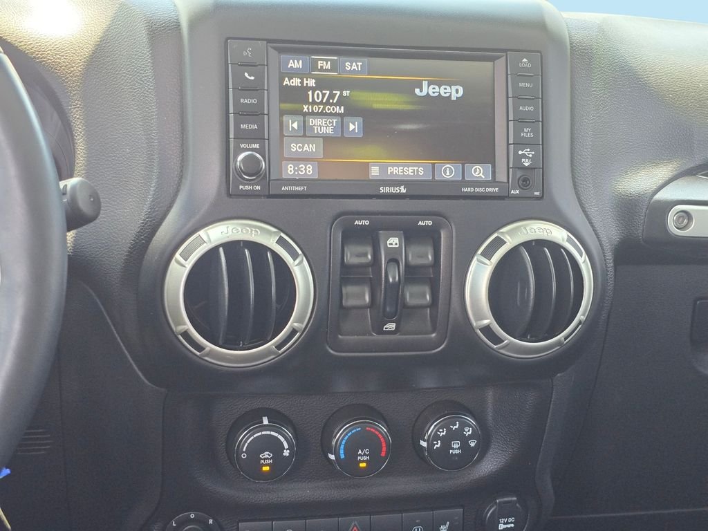 Used 2017 Blue Jeep Unlimited Sahara image 17