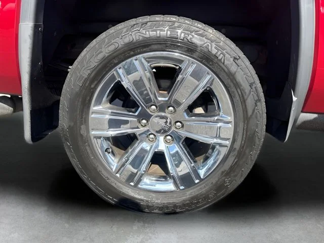 Used 2018 Red GMC SLT image 31
