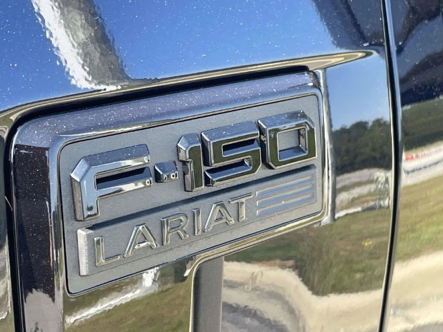 New 2026 Blue Ford Lariat image 25