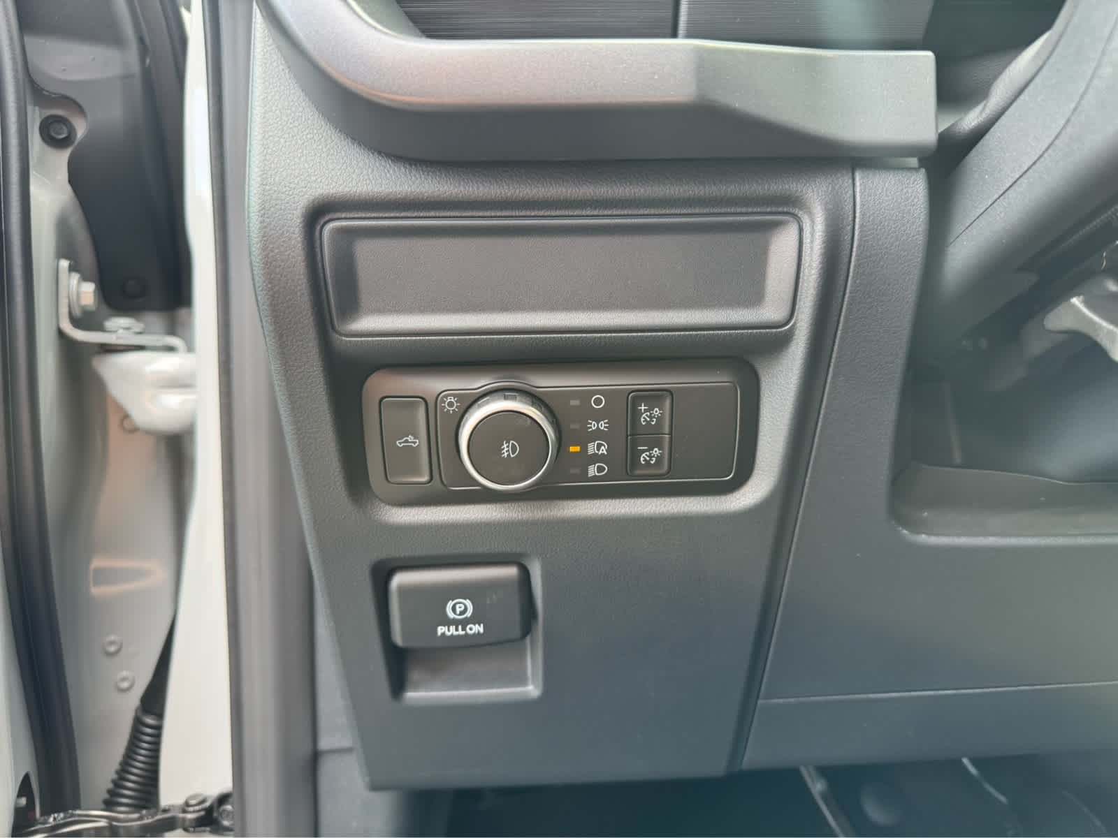 New 2026 Avalanche Ford XLT image 15