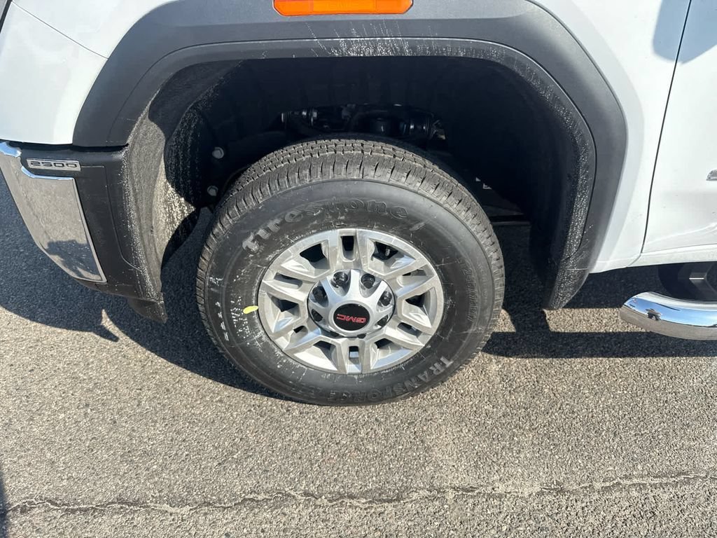 New 2026 Summit White GMC SLE image 11