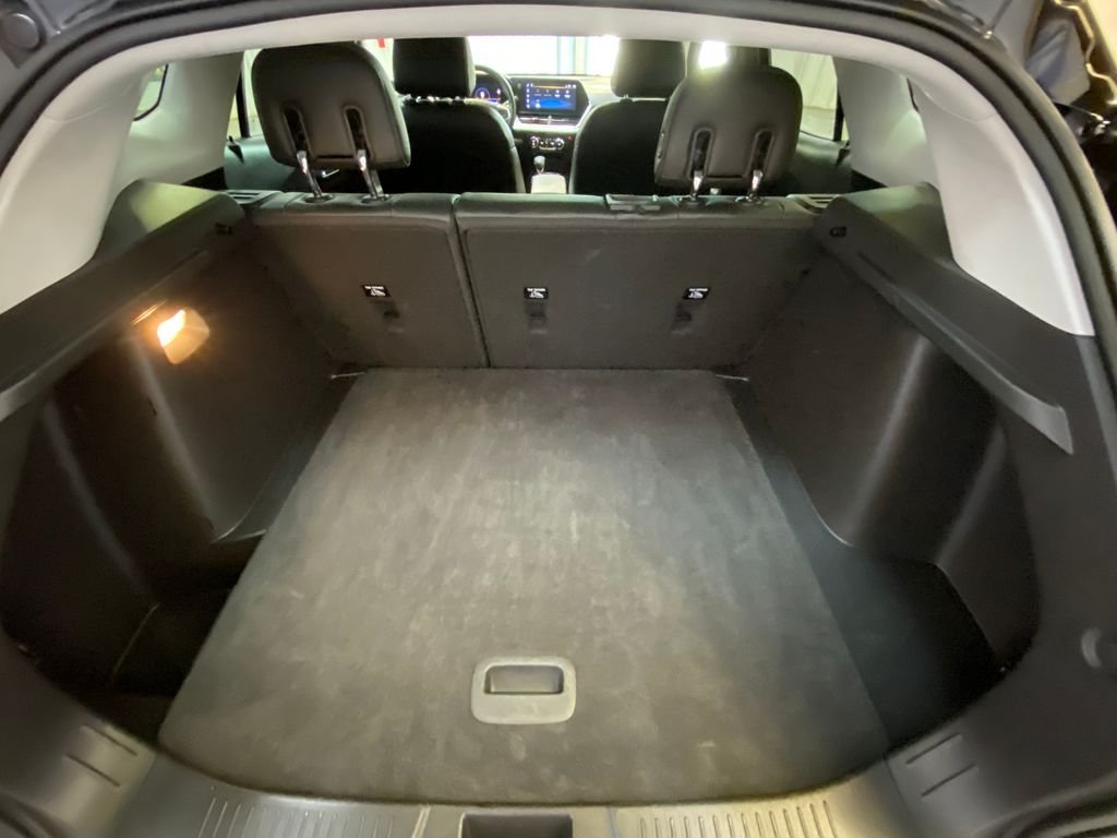 Used 2025 Black Chevrolet LT image 28