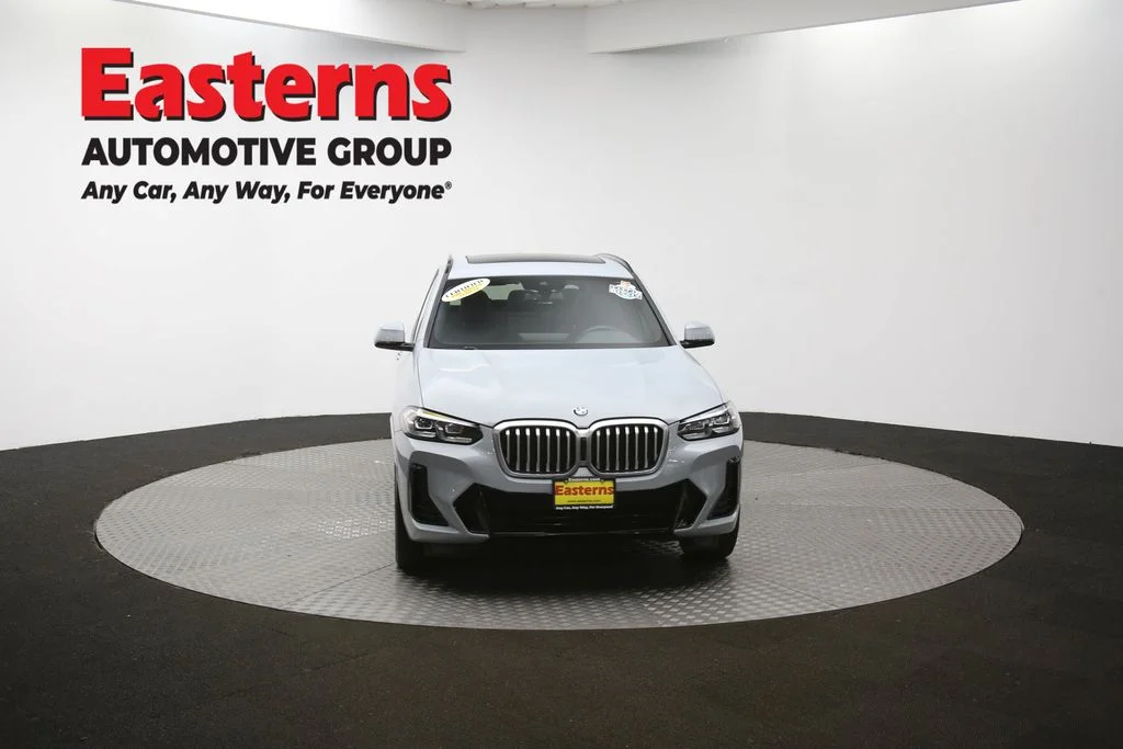 Used 2022 Gray BMW sDrive30i image 53