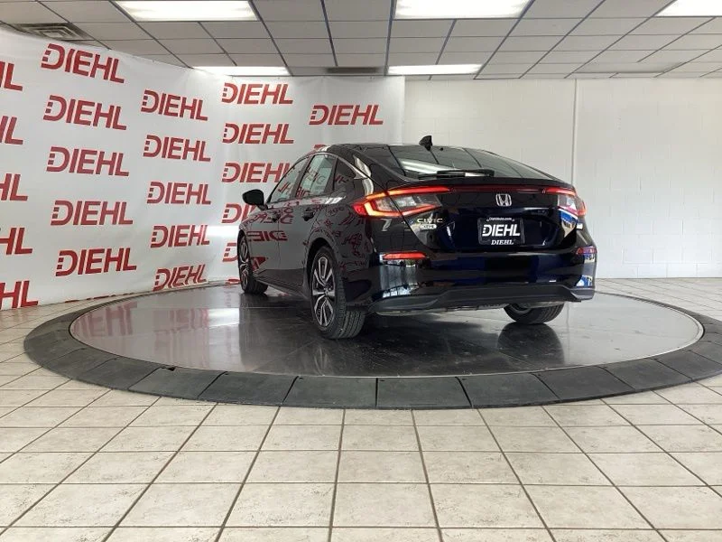 Used 2024  Honda EX-L image 5