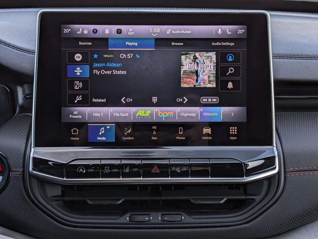 New 2026 Silver Jeep Trailhawk - - 4x4 - Sun Sound & Nav Group - Pano Roof - Alpine Speakers & More! image 20