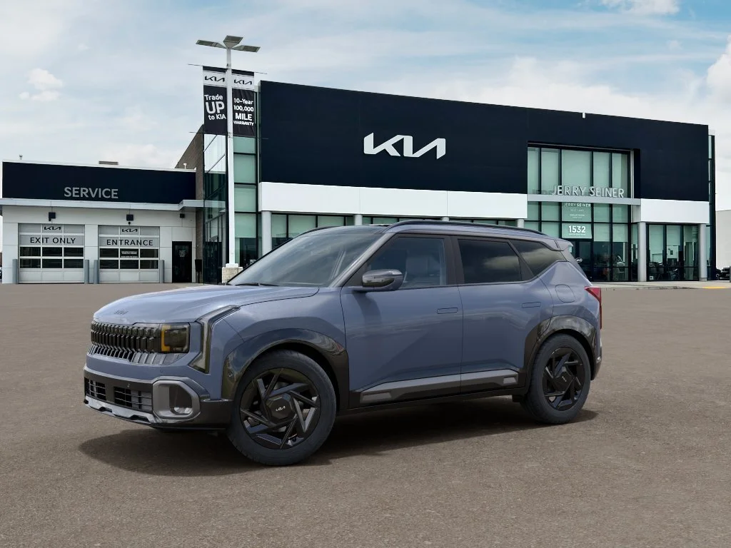 New 2027 Pale Gray Kia X-Line SX image 3
