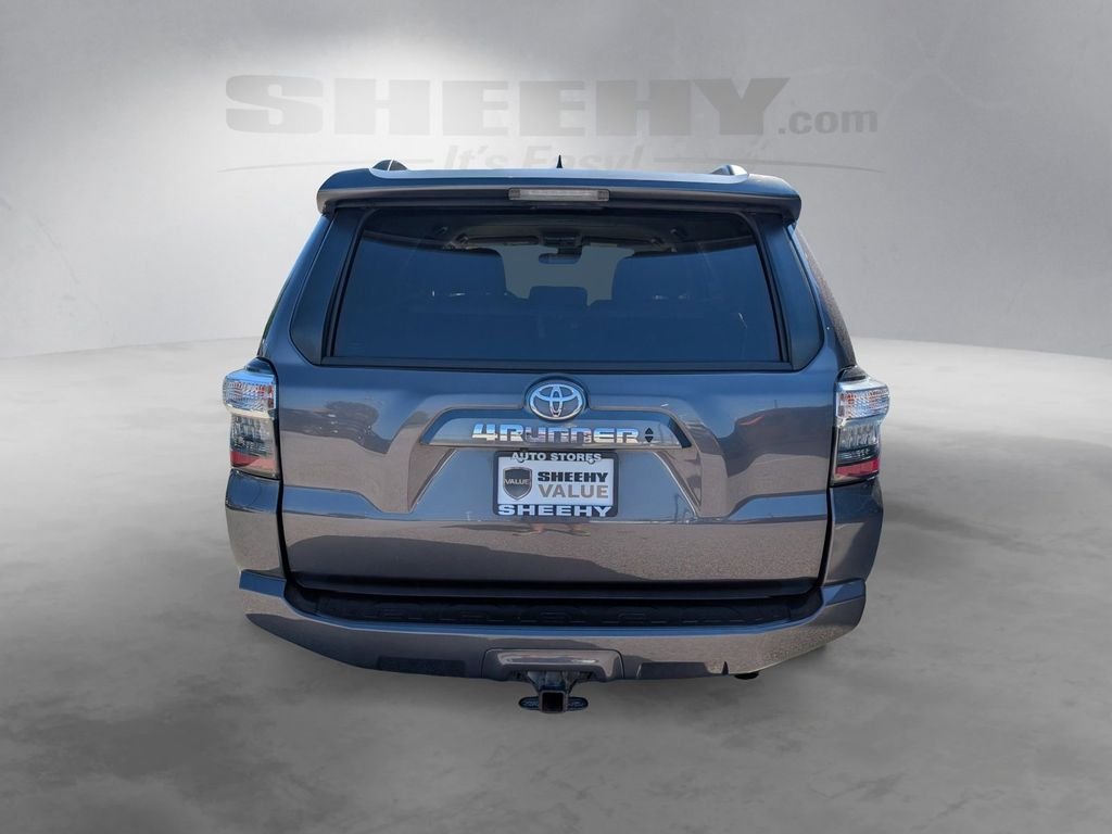 Used 2021 Gray Toyota SR5 image 13