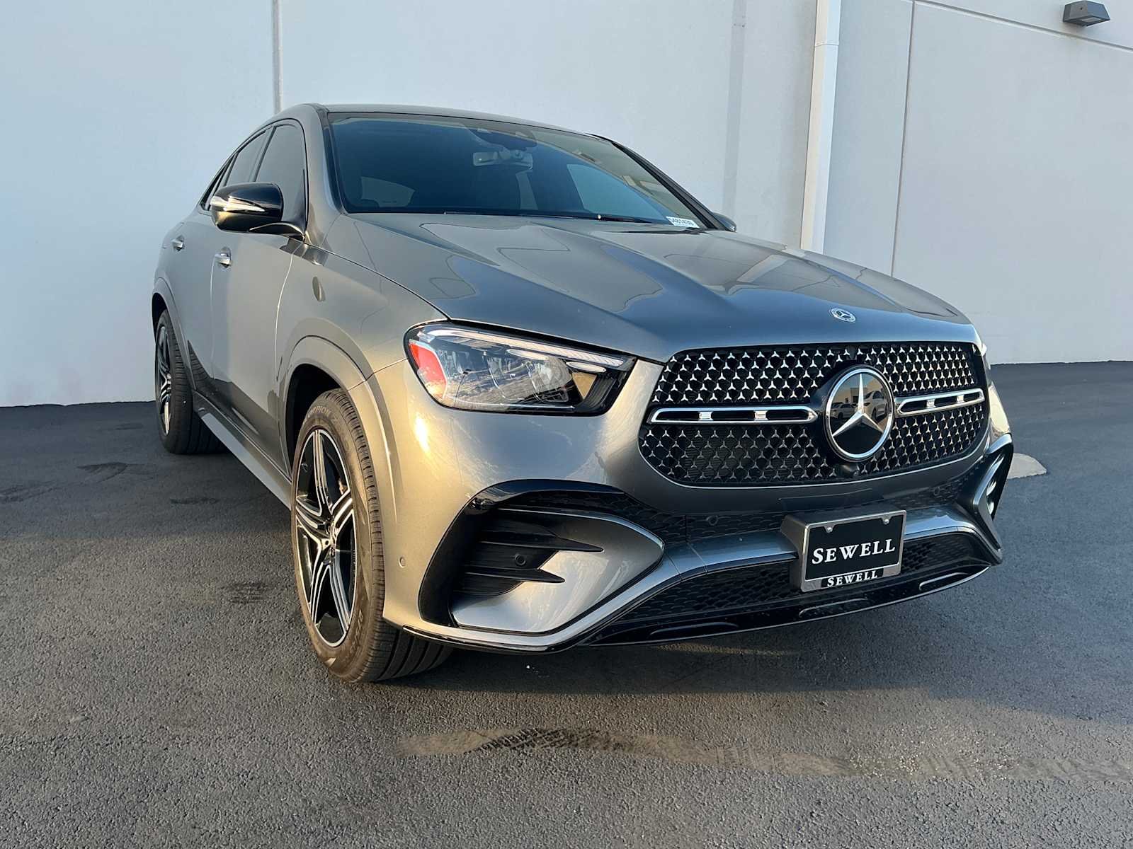 Certified Used 2025 Selenite Grey Metallic Mercedes-Benz GLE 450 image 3