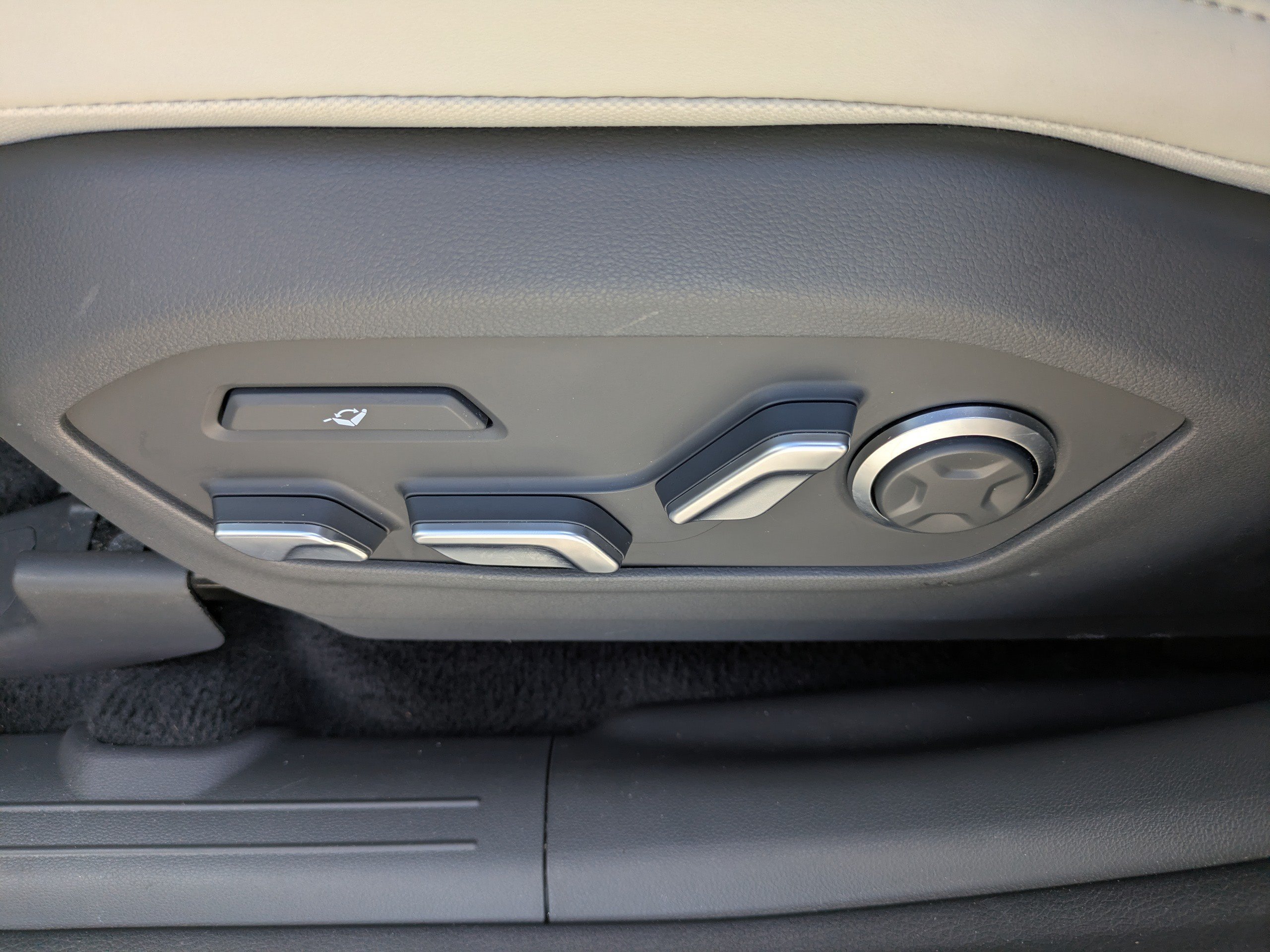 2025 Hyundai Santa Fe Calligraphy - Photo 19