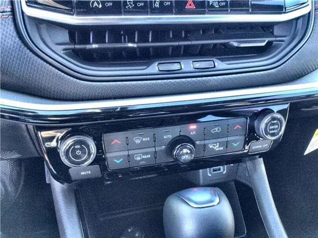 New 2026 Joose  Paint Jeep TRAILHAWK 4X4 image 18