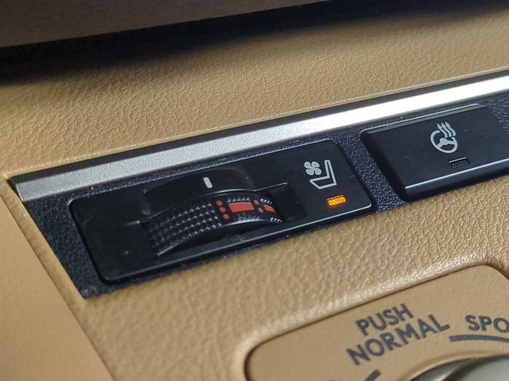 2018 Lexus ES 350 - Photo 26
