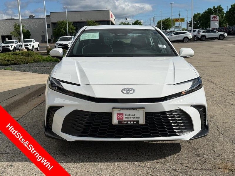 Certified Used 2025 Ice Toyota SE image 8