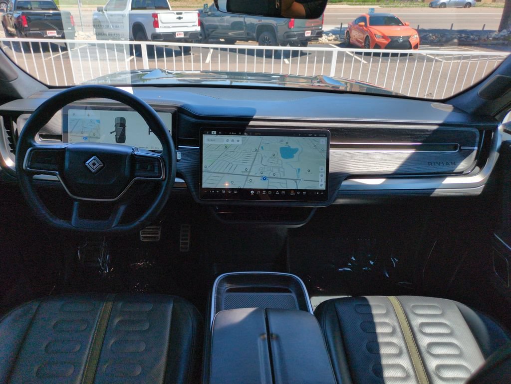 2023 Rivian R1S Adventure - Photo 12
