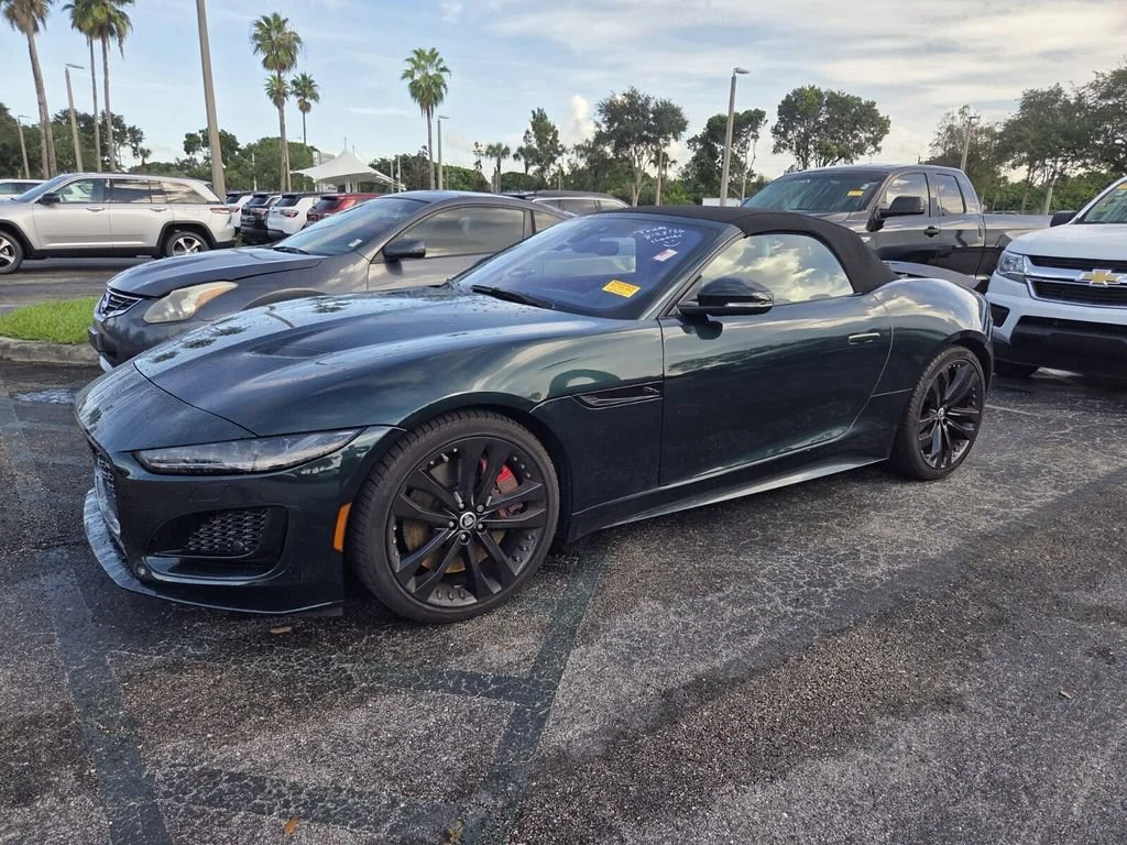 Used 2024 British Racing Green Metallic Jaguar R-Dynamic image 3
