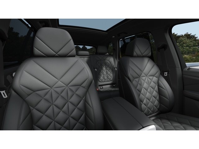 New 2026 Manhattan Green Metallic BMW xDrive40i image 11