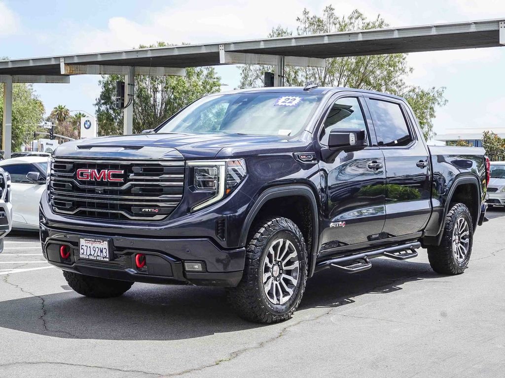 Used 2022 Titanium GMC AT4 image 3