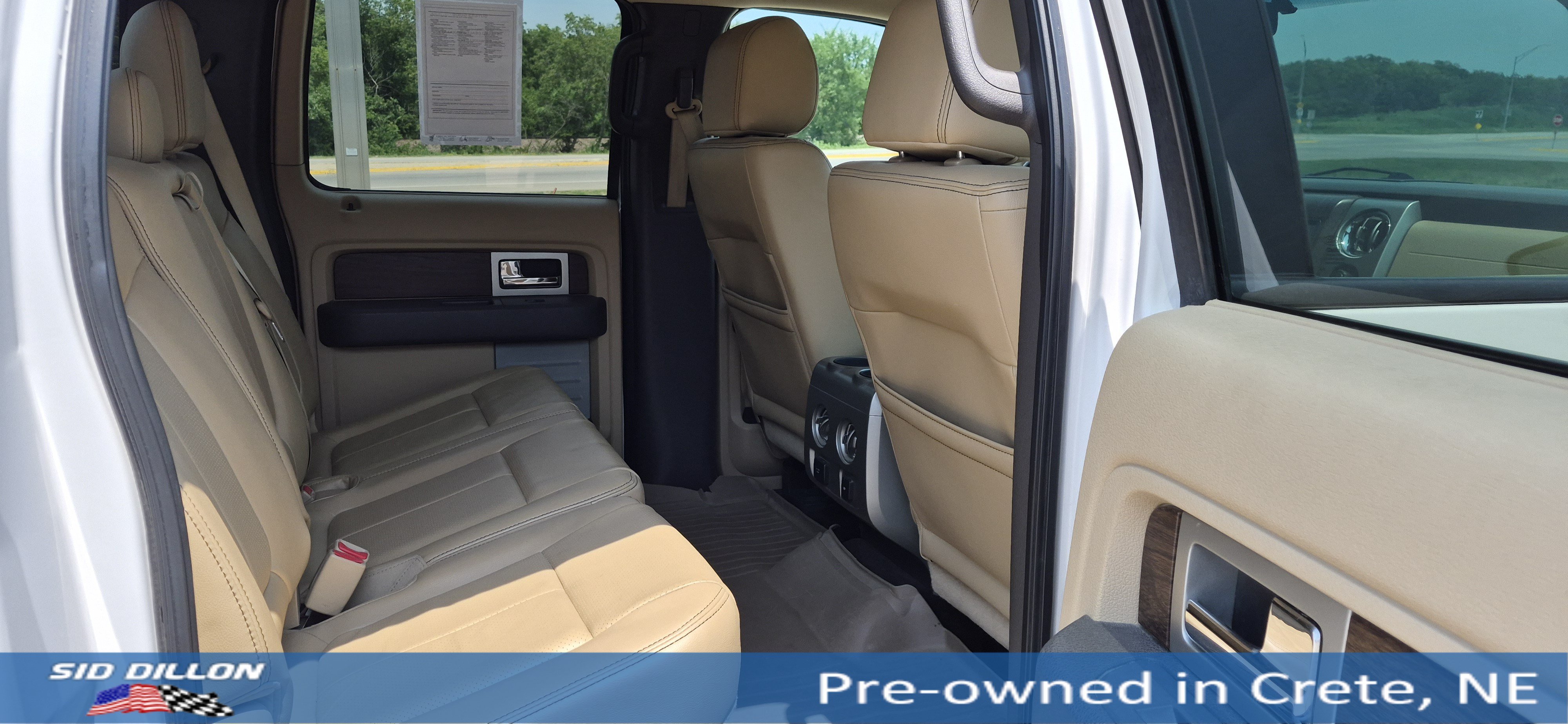 Used 2013 White Ford Lariat image 6