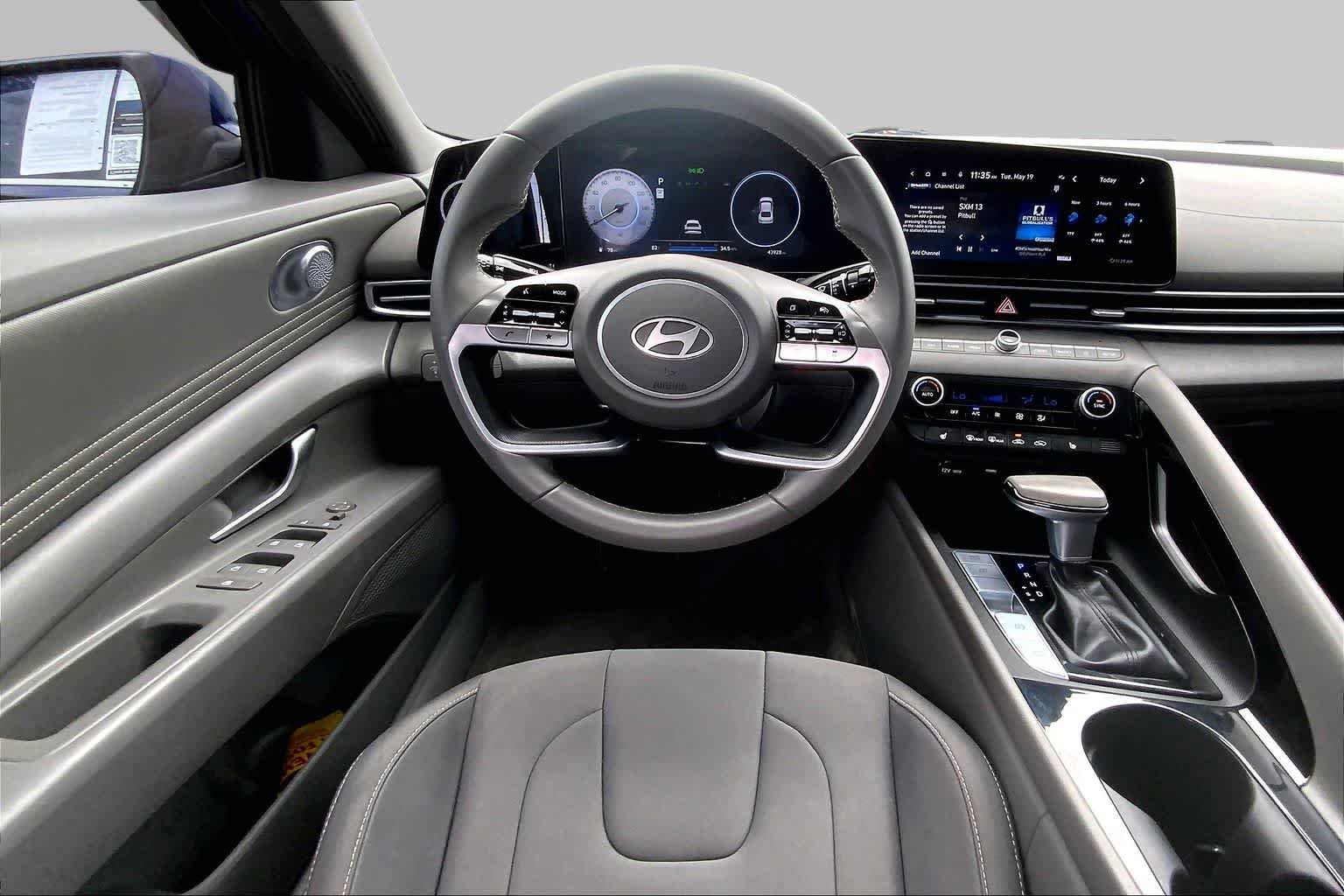 Used 2024 Intense Blue Hyundai SEL image 6
