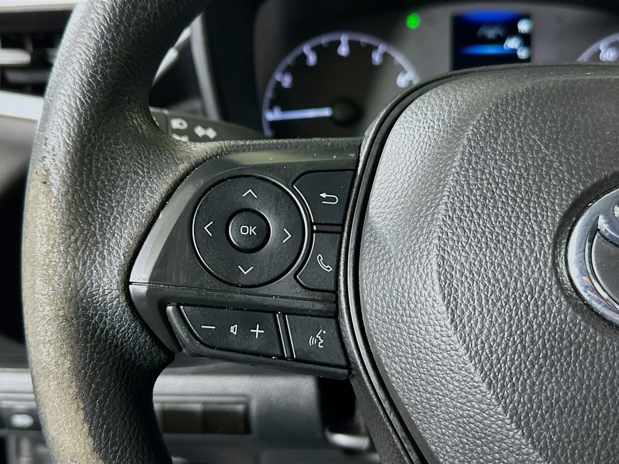 Used 2025 Blueprint Toyota LE image 16