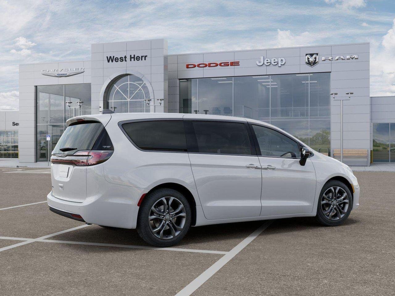 New 2026 Bright White Clearcoat Chrysler Select image 4