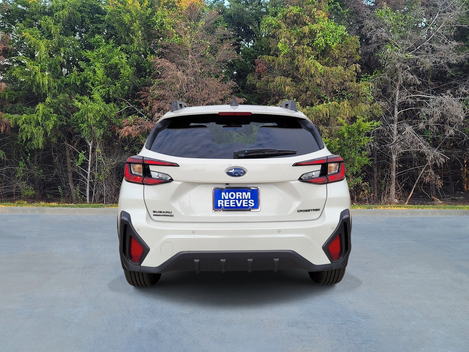 New 2026 CRYSTAL WHITE PEARL Subaru Limited image 16