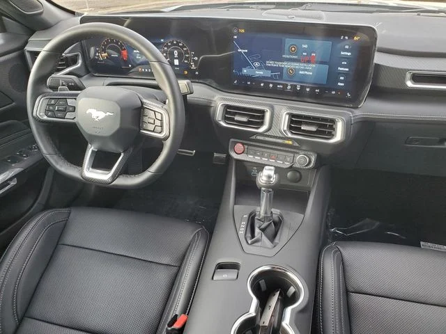 2025 Ford Mustang GT Premium Convertible - Photo 34