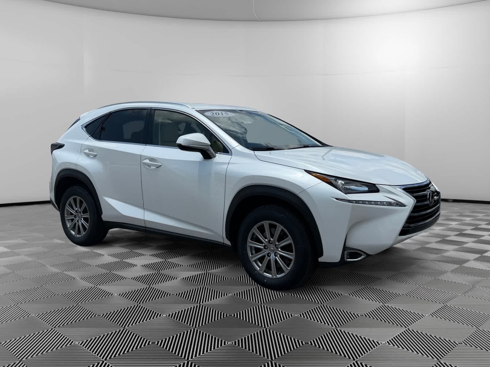 Used 2015 Eminent White Pearl Lexus  image 2