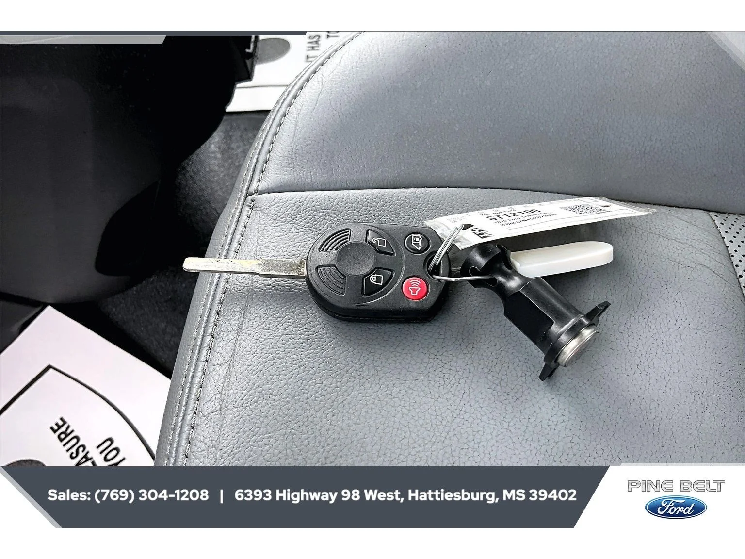 Used 2016 Oxford White Ford Base image 9